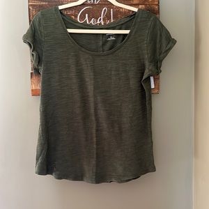Banana Republic Hunter Green T-Shirt Medium